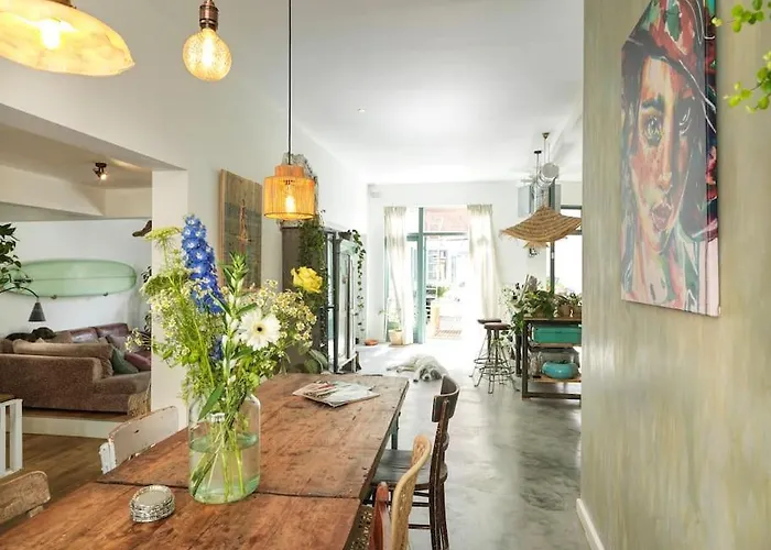 Beachhome Scheveningen * האג